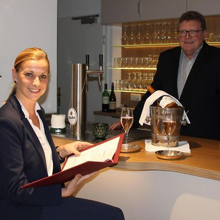 Stuettgens Hotel เฟลแบร์ท ภายนอก รูปภาพ
