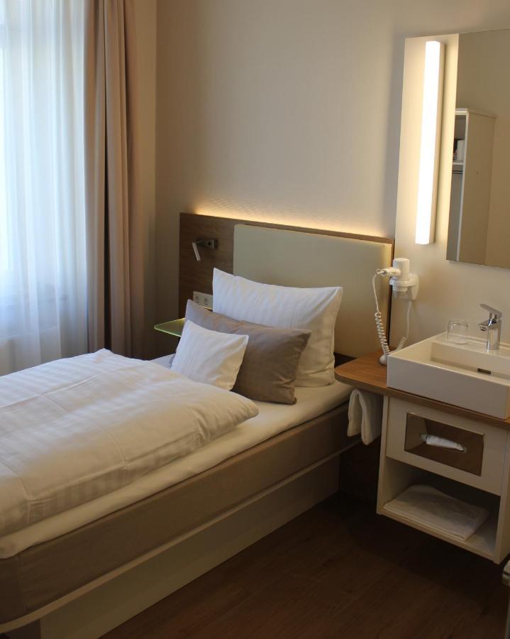 Stuettgens Hotel เฟลแบร์ท ภายนอก รูปภาพ